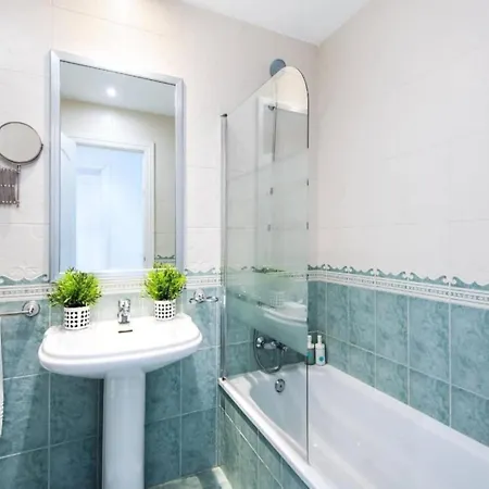 Apartment In Near The *