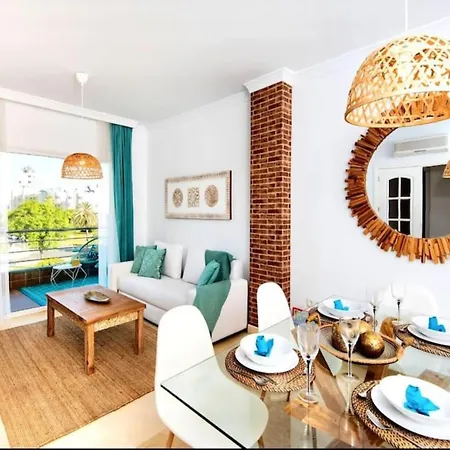 Apartment With Park, Sea-views Torremolinos